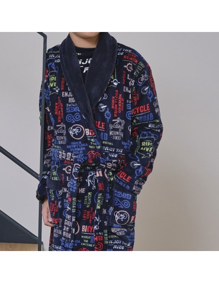 bata de niño muslher modelo bicicleta