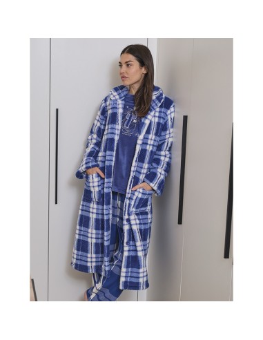 bata de mujer para invierno abotonada en suave pelo modelo Ania de muslher