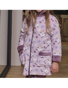 Bata infantil con cremallera modelo conejitos alegres de muslher 2