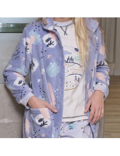 bata de niña para invierno abotonada modelo polar de muslher 2