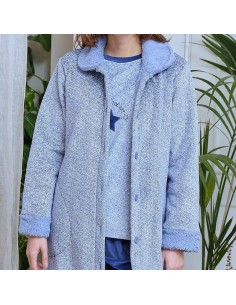 Bata de micromink Elizabetha de mujer con sherpa abotonada de muslher 2