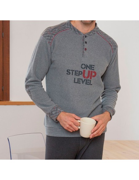 pijama de hombre para invierno en gris modelo up muslher