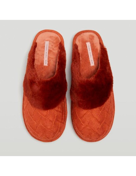 zapatillas suaves y cómodas para casa de mujer ysabel mora miel