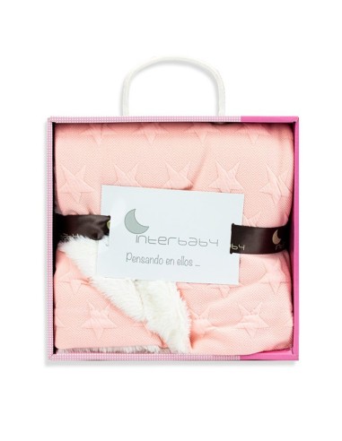 manta para bebé en rosa modelo estrellas con pelo de borreguito de interbaby