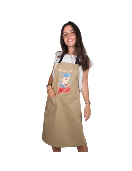 delantal de cocina en beig mi cuerpo pide salsa de canellas