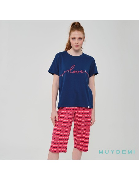 pijama de mujer en manga corta y pantalón pirata en algodón modelo amor de muydemi