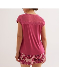 pijama de mujer en manga corta en tejido viscosa de promise fuxia floral 2