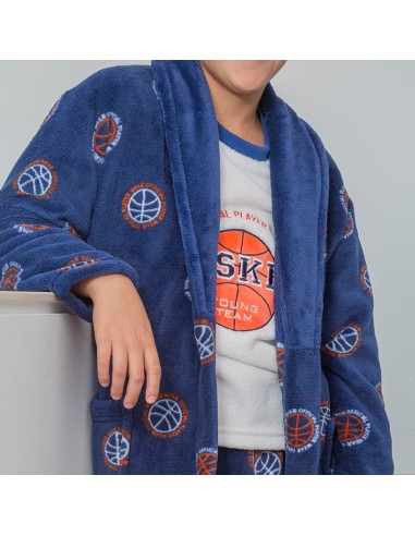 bata de niño cruzada en coralina cálida y suave modelo basket de niño