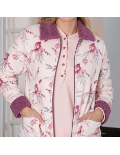 bata de mujer corta con cremallera modelo azucena en rosa de muslher 2