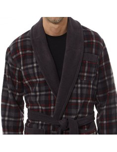 bata de hombre corta cruzada modelo Romualdo de findel 2