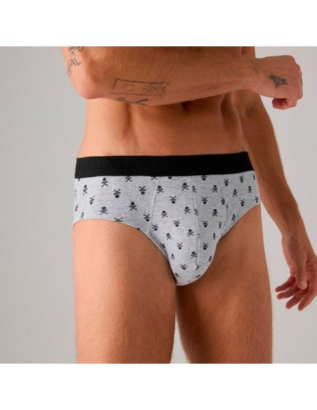 slip de ysabel mora de hombre en gris modelo Humberto pack 2